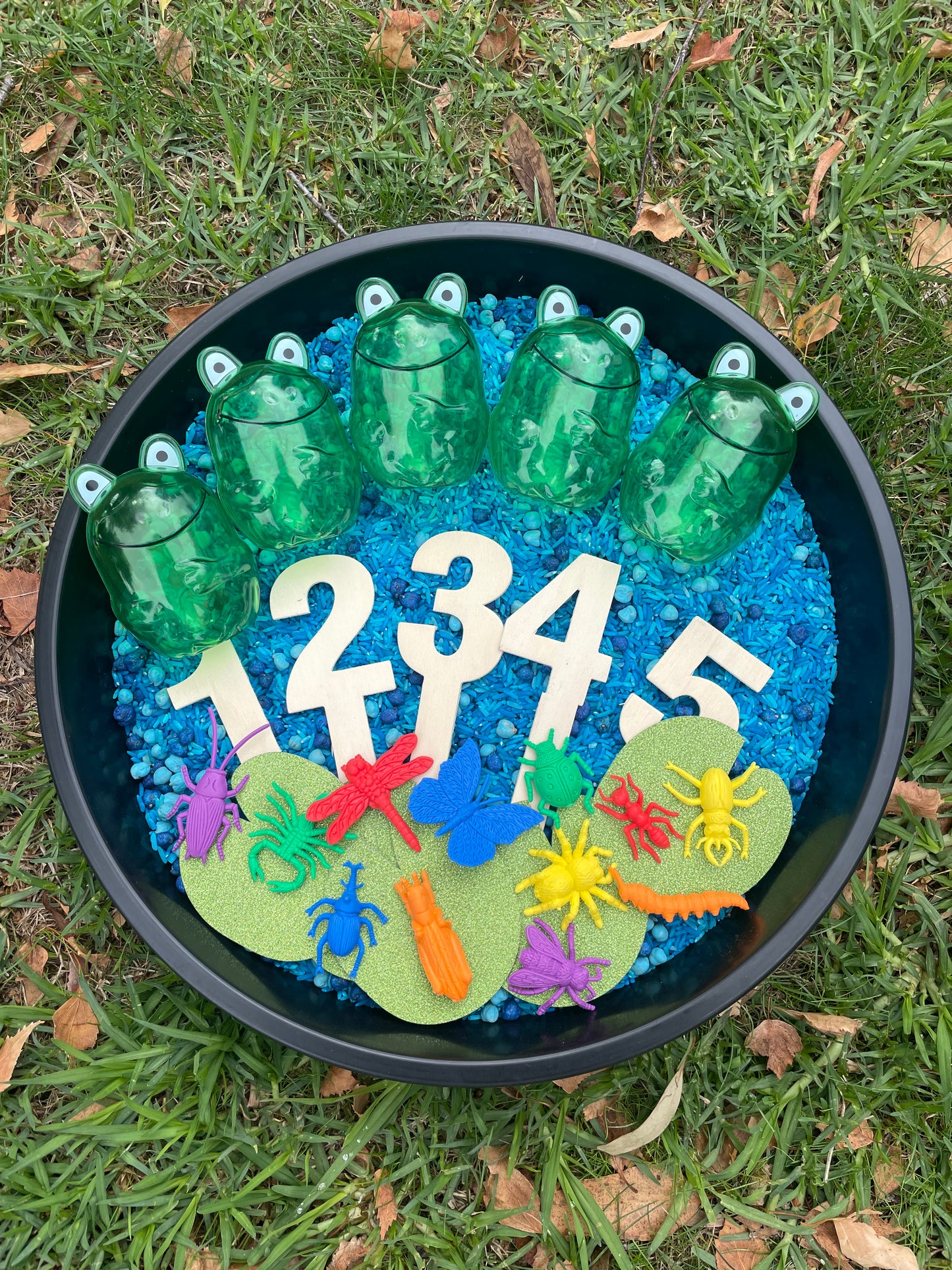 Five Green and Speckled Frogs Sensory Base